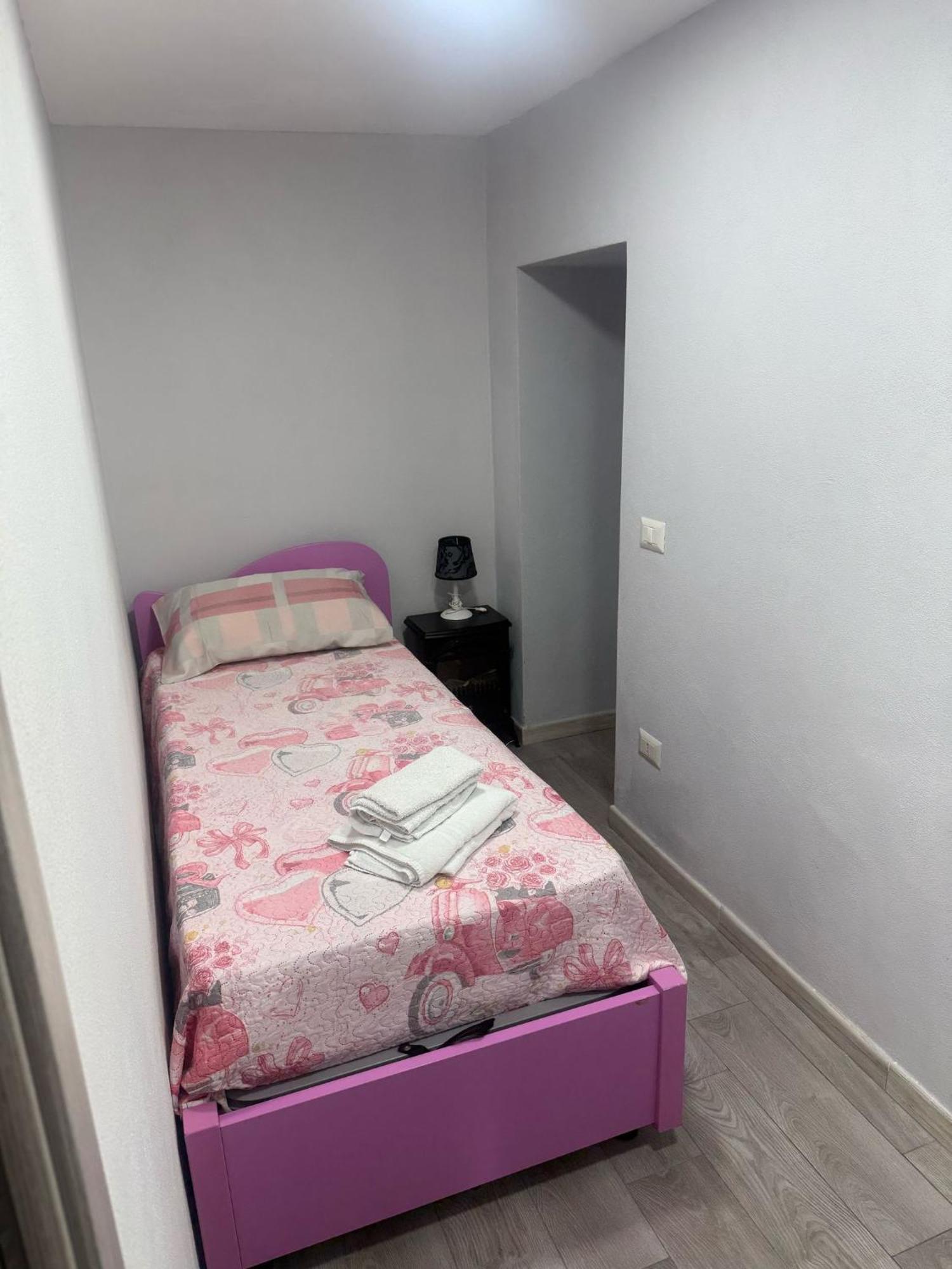 House Montesanto 11 Naples